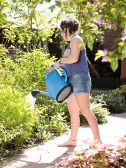 French Blue Watering Can -Garden Supplies Shop 06341 1341 tif