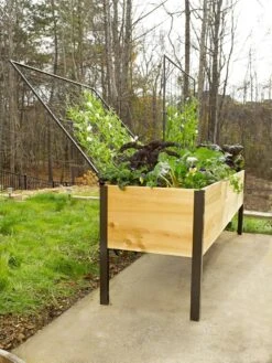 Space-Maker Pivoting Trellis, 8'